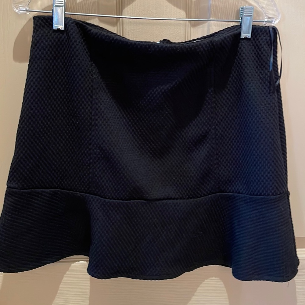 Super cute black skirt size L by Olive & oak